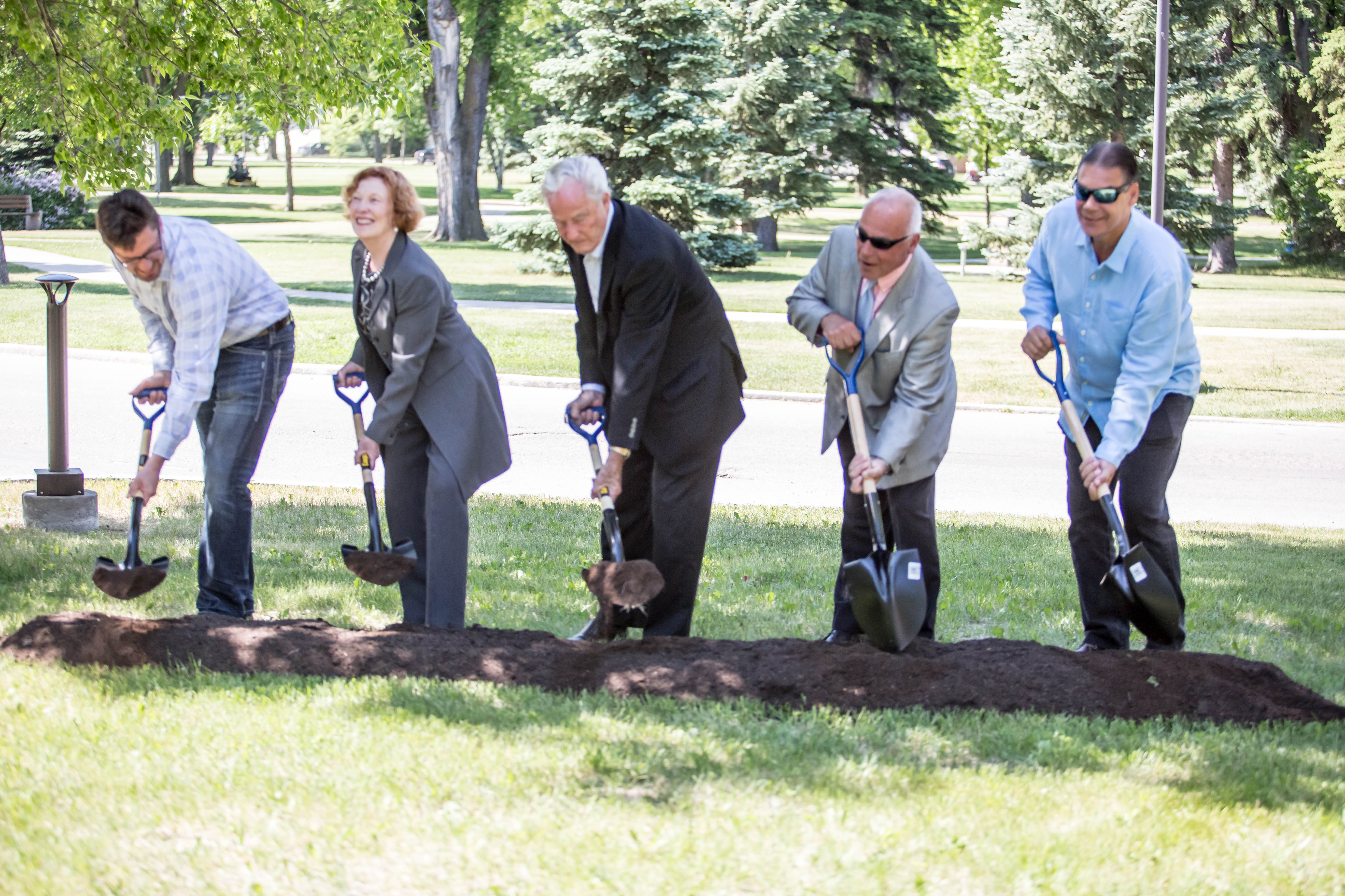 Read more about the article Riverview Health Centre Launches: Alzheimer’s Centre of Excellence (ACE)